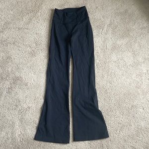 Lulu lemon yoga pants